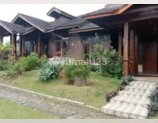 VILLA  DI GREEN APPLE CIPANAS, CIANJUR,  JAWA BARAT 1