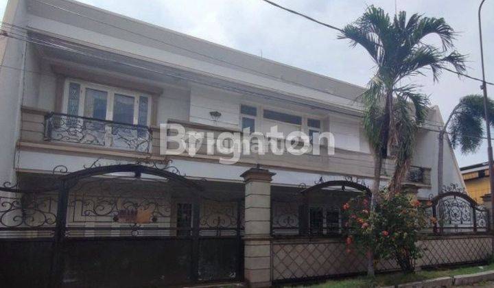 RUMAH MEWAH DI DHARMAHUSADA LOKASI STRATEGIS DAN NYAMAN 1