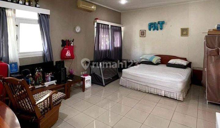 Rumah Cantik, Luas, Asri Di Kemang Area Super Pewe 2