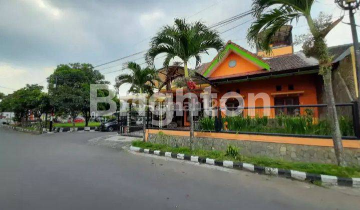 TURUN HARGA !!!  HUNIAN ASRI POJOK 2,5 LANTAI DI PERUMAHAN SULFAT AGUNG 1