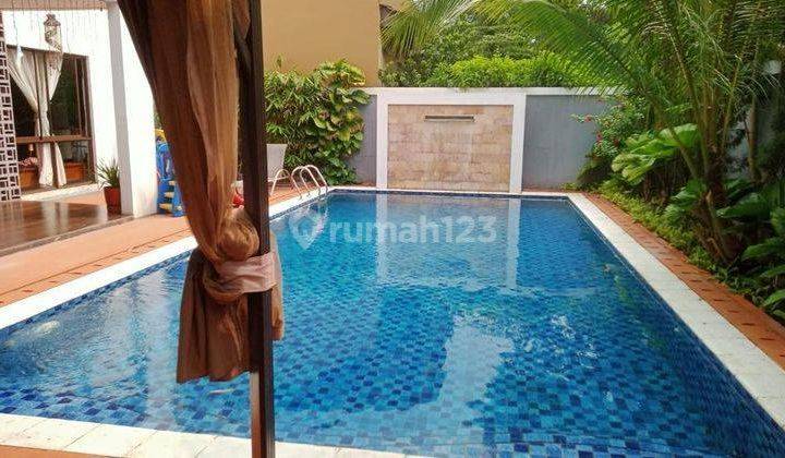 Dijual Rumah De Brasia Ada Kolam Renang  2