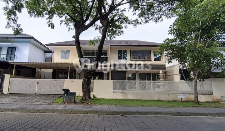 Rumah mewah di Graha Natura