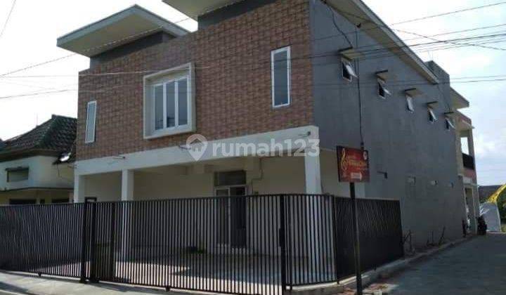 Rumah kost aktif terisi full dijual cepat BU dekat kampus 2