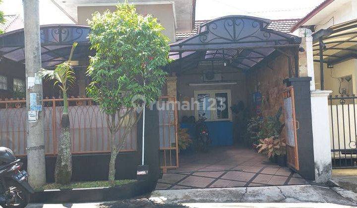 Rumah bagus SHM dijual butuh cepat di Sulfat 1