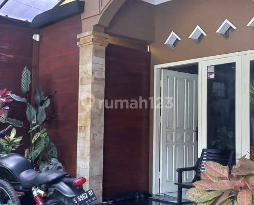 Rumah bagus SHM dijual butuh cepat di Sulfat 2