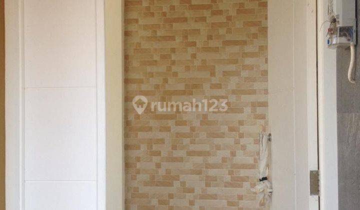 Rumah Tingkat 1.5 Lantai Bagus Dekat Kampus  2