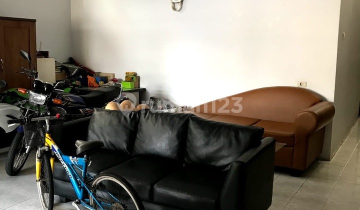 Rumah di Daerah Kramat Jakarta Pusat 2