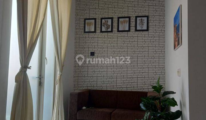 RUMAH 2 LANTAI RAYA DARMO 0 JALAN, COCOK UNTUK KANTOR, BANK, RESTO. 1