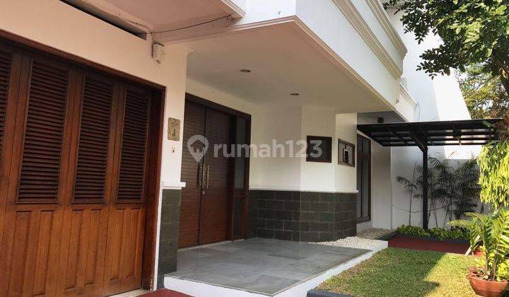 RUMAH ASRI DAN TERAWAT DI CIPETE 2