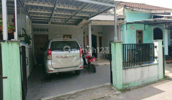 Rumah 3 Kamar Cocock Untuk Keluarga Lokasi Strategis di Trihanggo Sleman 1