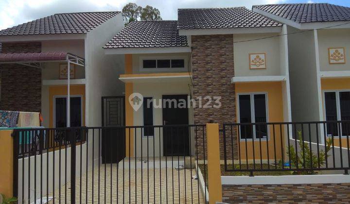 Rumah Siap Huni Keamanan 24 Jam Kompleks  Golden Platinum 1