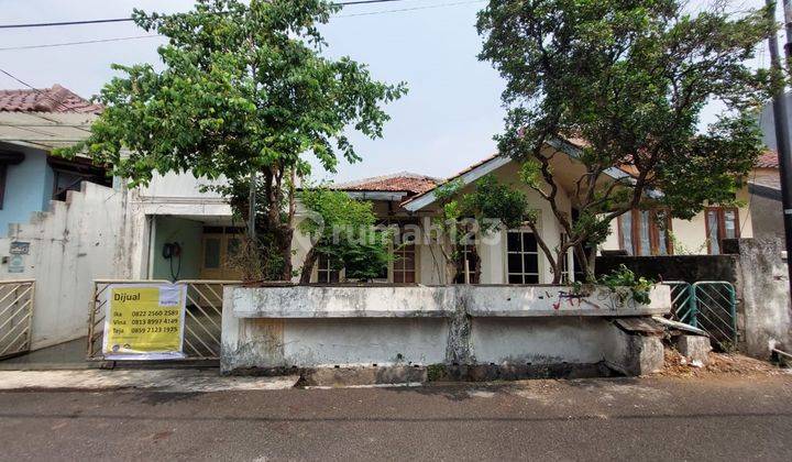 Rumah Lokasi Strategis Berada ditengah Kota dan Lingkungan Asri @Kebon Jeruk 1