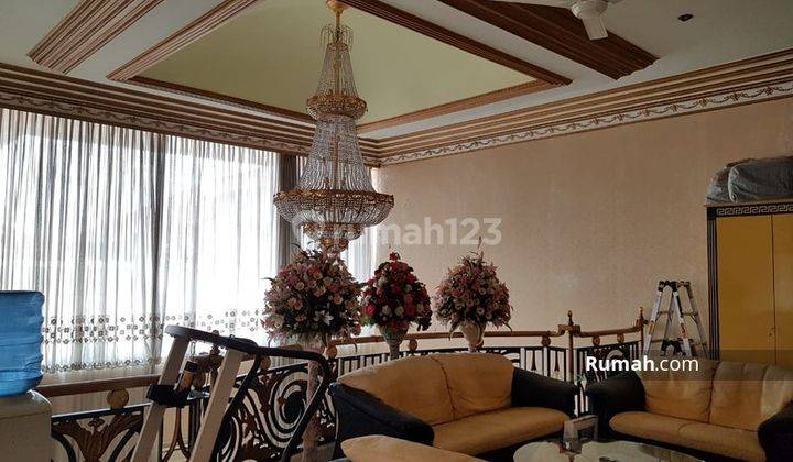 Dijual Cepat Rumah Mewah di intercon Kebon Jeruk, Siap Huni, Best Price! 1