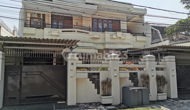 Luxurious and Comfortable Home 1