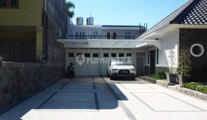 KEREN!! RUMAH BAGUS MODEL TEMPO DOELOE MURAH SETIABUDI BANDUNG 1