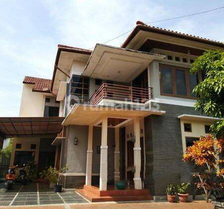Rumah Mewah Cigadung Dekat Dago Harga Menarik 1