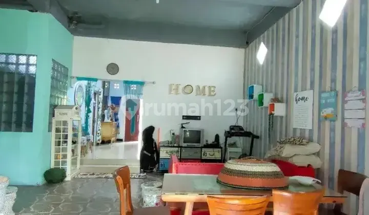 Rumah di Bukit Sari 2 Lantai SHM Bagus Semi Furnished 2