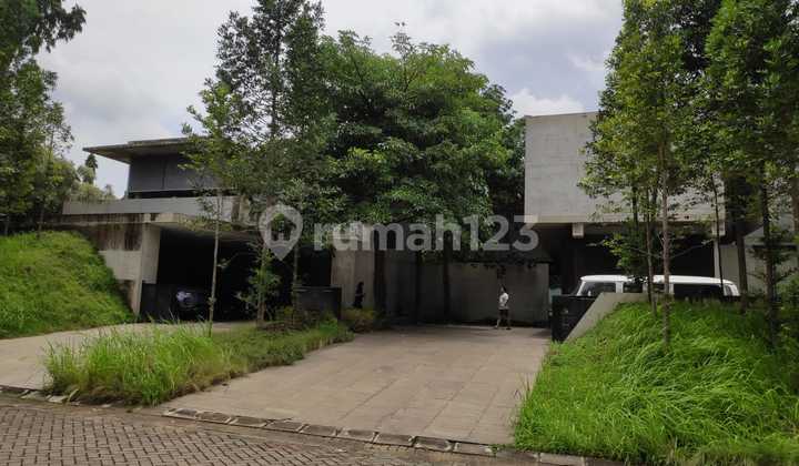 Dijual Luxury Twin House, premium cluster at Green Candi Residence, Semarang 1