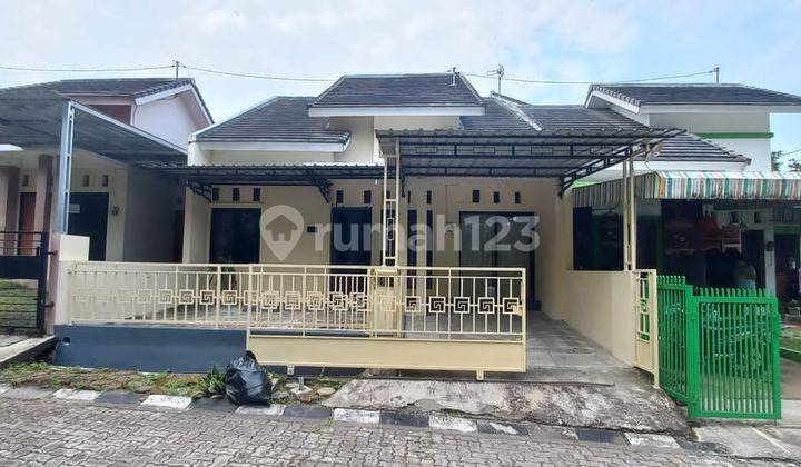 Rumah dijual di tengah kota dengan fasilitas semi furnished,nyaman asri  1
