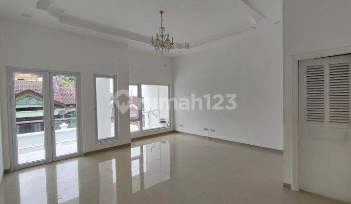 Dijual Rumah Indah di Bukitsari Raya Semarang 2