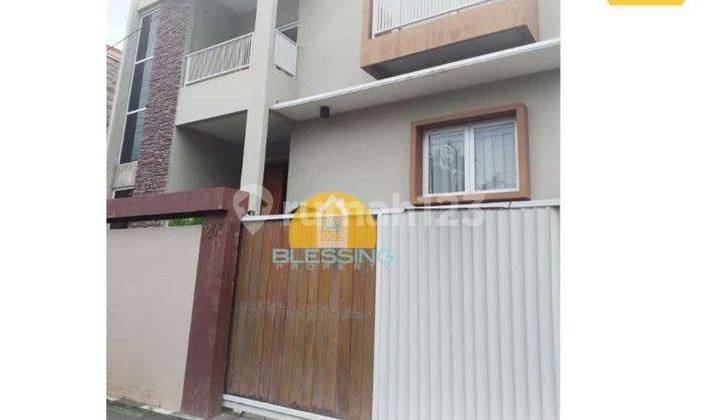 Jual Rumah 2 Lantai SHM hadap Barat di Jl. Lompo Batang Candisari 1