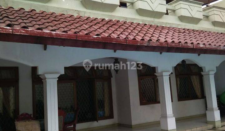 Rumah 2 lantai luas 1000 m2 tersedia kolam renang dekat sekolah aljabar cilandak 1