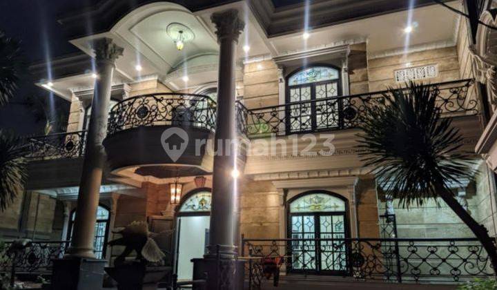 Rumah Mewah 2 Lantai Di Kawasan Elite Menteng Jakarta Pusat 2