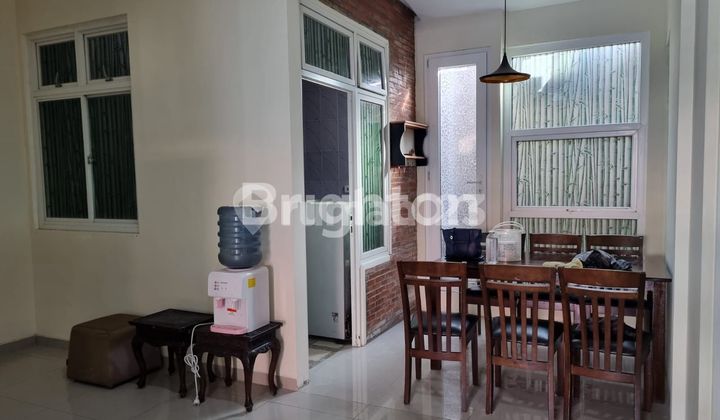 RUMAH DI GRAHA PADMA 2