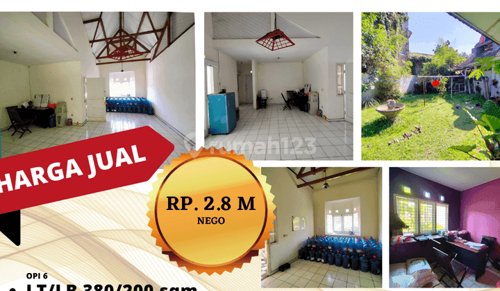 Rumah 2 Lantai Bagus Unfurnished SHM di Cipamokolan, Bandung 2