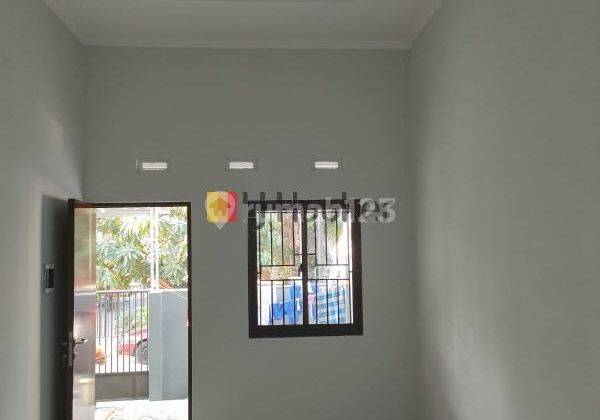 Rumah full renovasi di Puri Anjasmoro 2