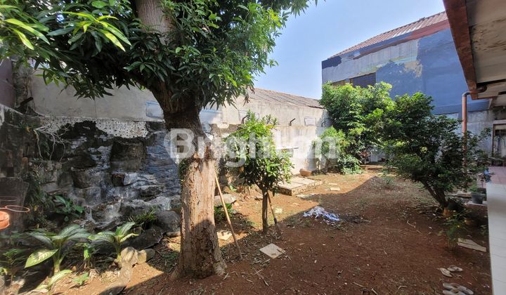 RUMAH STRATEGIS BEIJI DEPOK PINGGIR JALAN LUAS 2