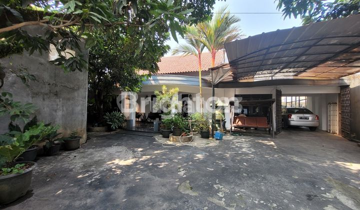 RUMAH LUAS DI PANCORAN MAS DEPOK BESERTA KIOS UNTUK USAHA 1