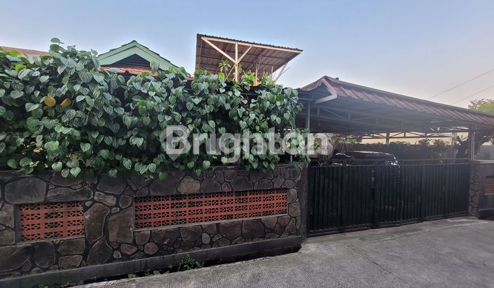 RUMAH LUAS DI KAWASAN STRATEGIS DEPOK