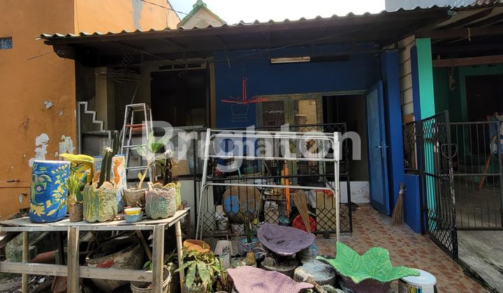 RUMAH  DI VILLA PERTIWI