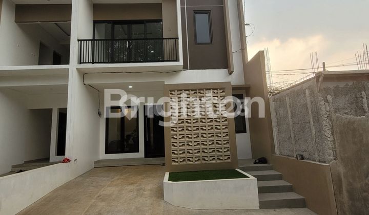 RUMAH 2 LANTAI MURAH DAN STRATEGIS DI DEPOK