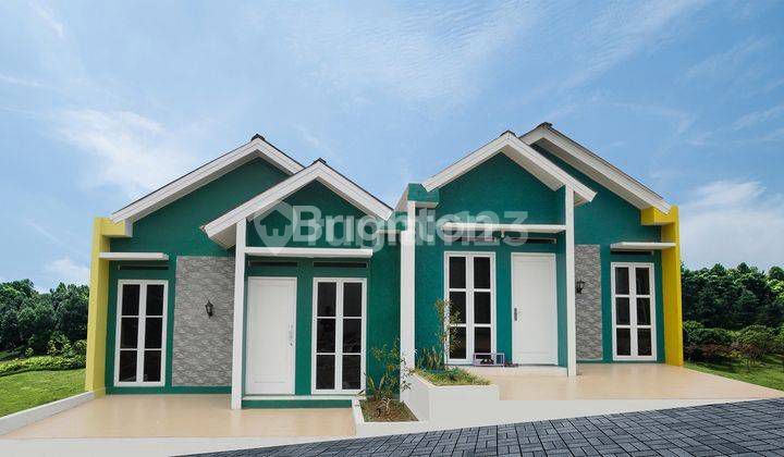 Ready-to-Occupy House in Depok, Serene and Comfortable. 1