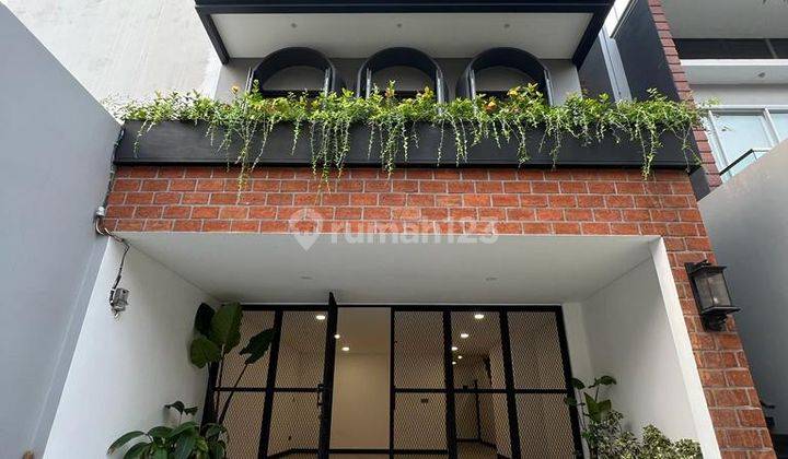 Rumah Bagus Brand New Di Jl Pinang Nikel, Pondok Indah, Jakarta 2