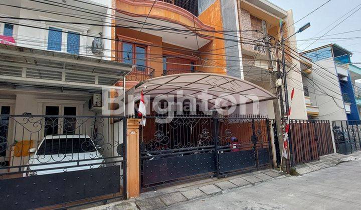 RUMAH TAMAN RATU, JAKARTA BARAT 3LT DEKAT STRATEGIS 1