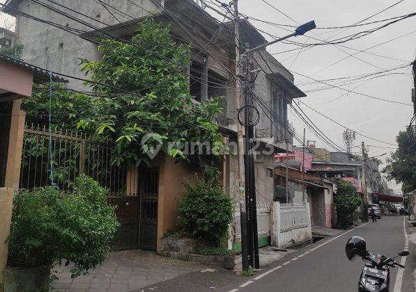 RUMAH MEWAH DI SUMUR BATU 935m2 ADA SWIMMING POOL,JALAN 2 MOBIL. 2