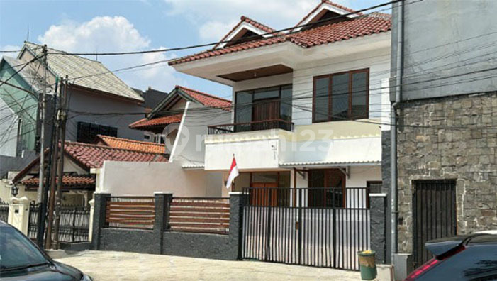 Price Drop for House in Hang Lekir, Kebayoran Baru