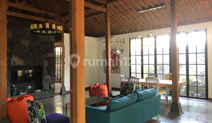 Rumah di design oleh Designer Ternama di Bintaro dekat BXC & Stasiun Kereta 2