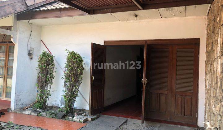 Rumah murah di lingkungan perumahan yg nyaman, akses mudah ke tengah kota Jakarta Selatan dan Bintaro 2