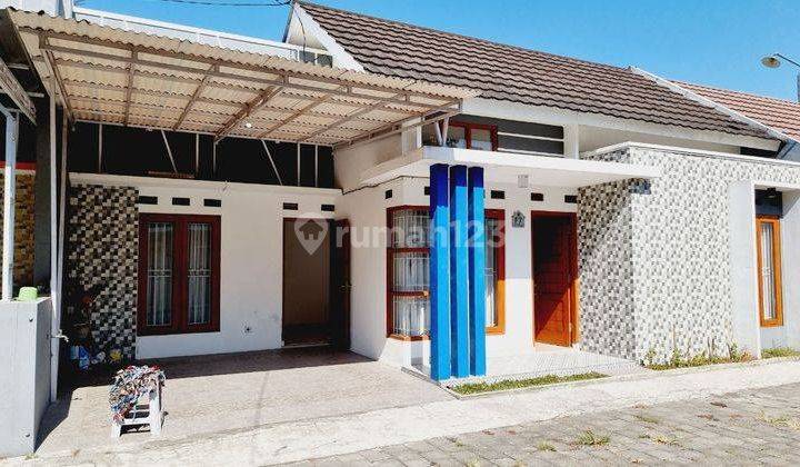 Rumah Bagus Semi Furnished SHM di Gedongan, Karanganyar 1