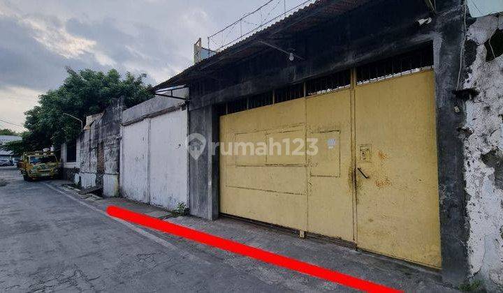 Rumah Bagus Strategis Furnished SHM di Gilingan, Solo 1