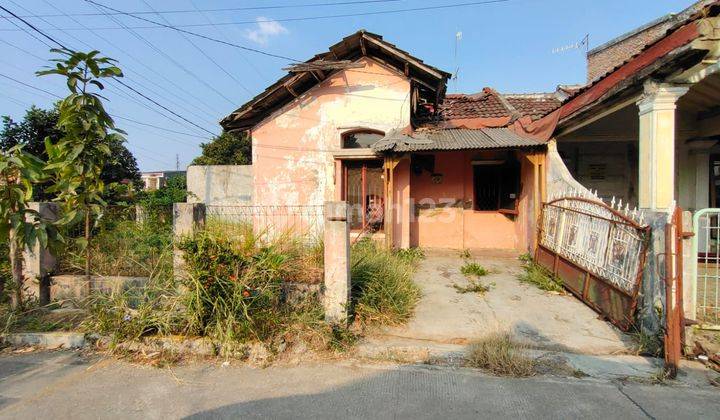 Rumah Tua Taman Bumyagara Mustika Jaya Bekasi Kota 1