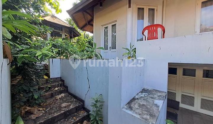 Rumah Tua Hitung Tanah