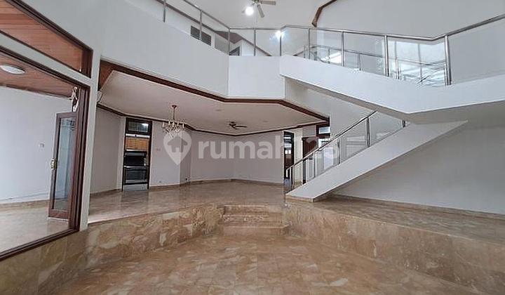 Cozy House Pondok Indah Cozy House Pondok Indah