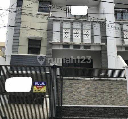 Rumah Baru Murah Kavling Polri Jelambar 1