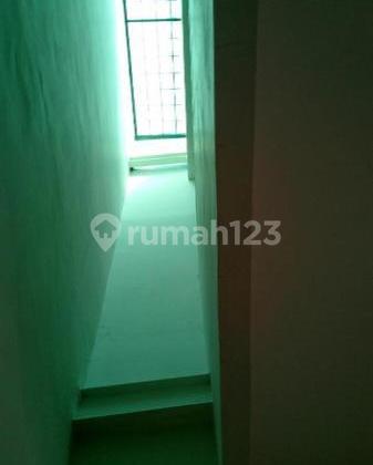 Rumah Model Ruko 4 Lantai Baru di Jelambar 2