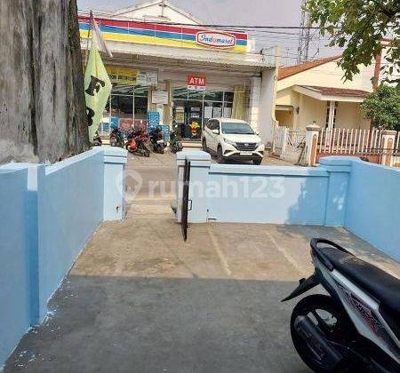 Rumah pinggir  2 jalan utama cocok untuk usaha  deket pasar Bekasi 2